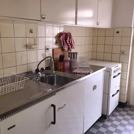 Cozy House Apartment *